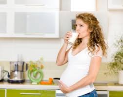 Польза употребления молока во время беременности