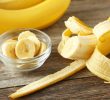 Рекомендуемые шаги для отбеливания зубов банановой кожуры