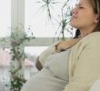 Как лечить больное горло во время первого триместра беременности